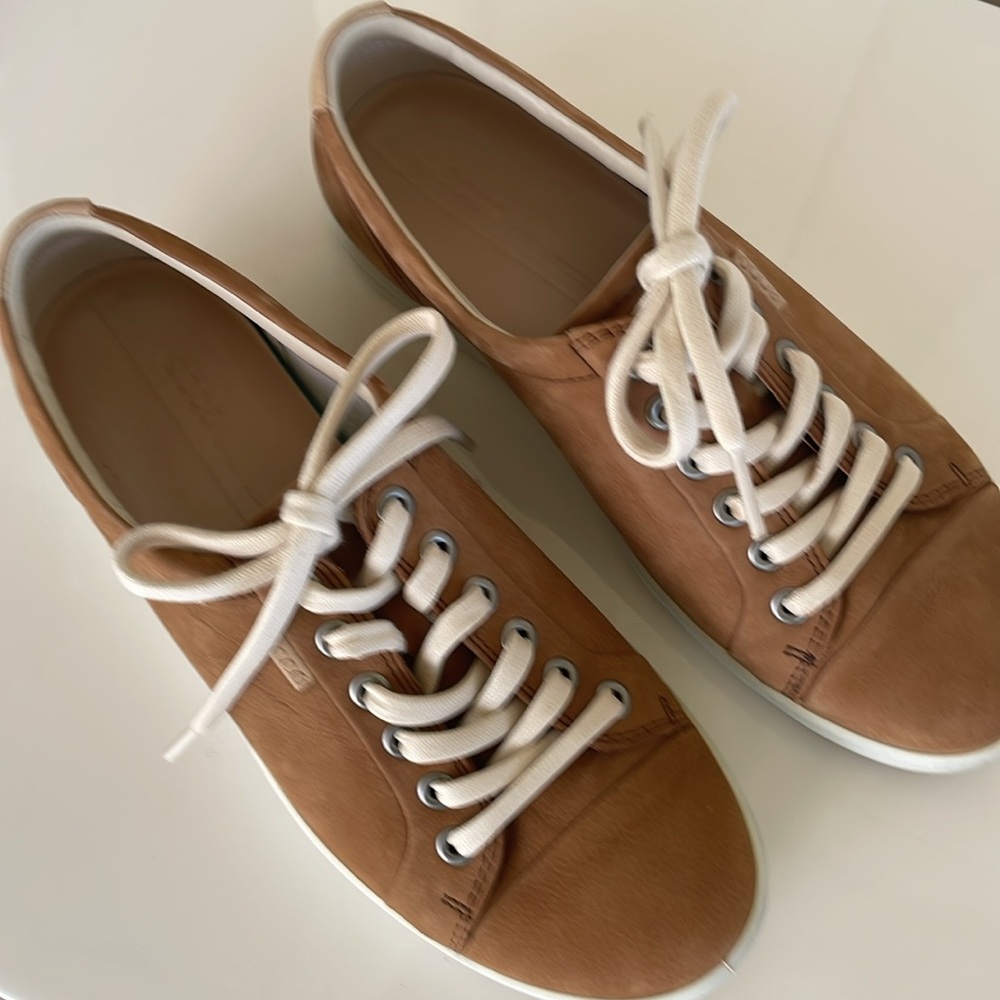 Ecco Soft Sneakers